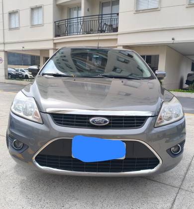 FORD FOCUS 2.0 GLX 16V GASOLINA 4P AUTOMÁTICO